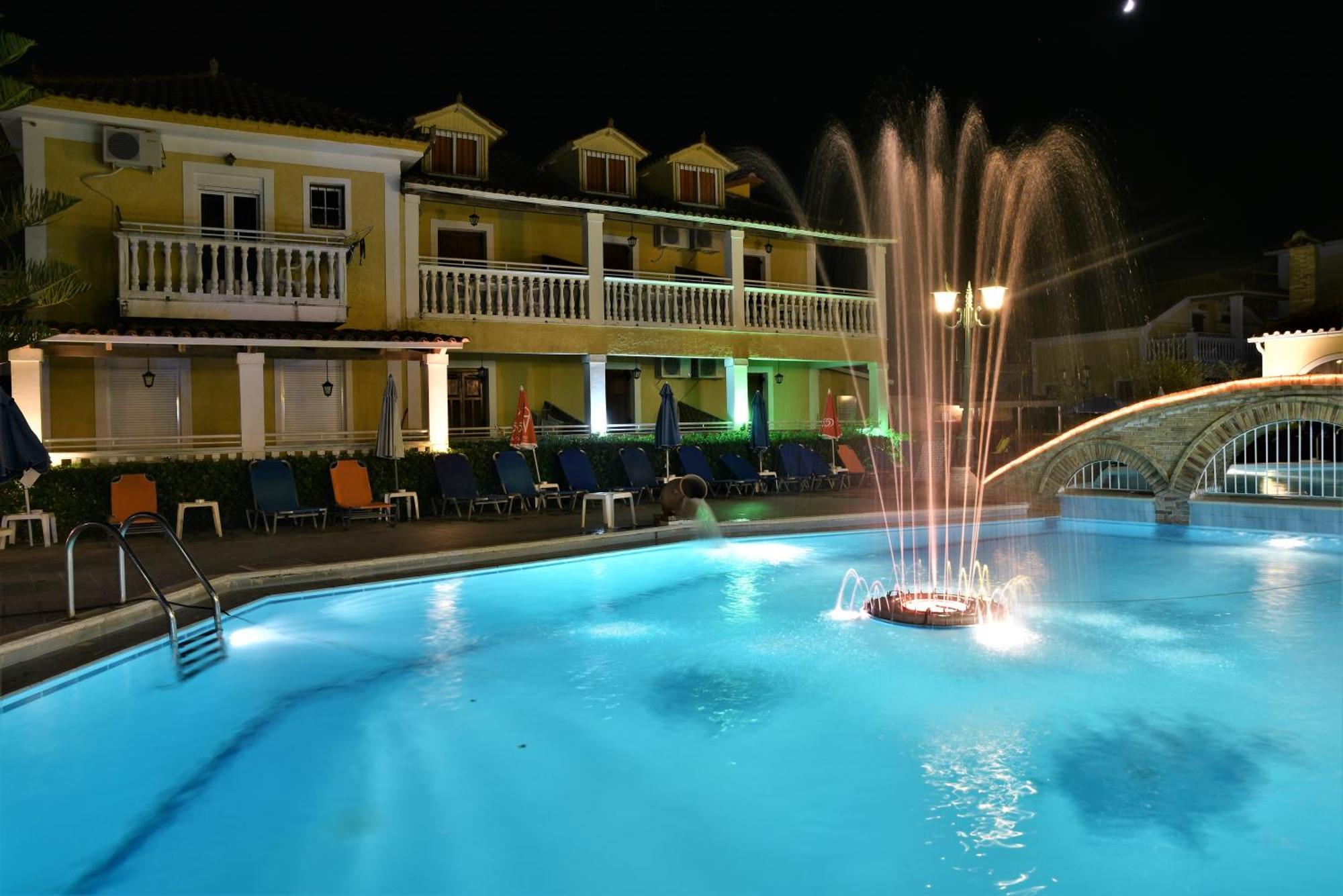Elpida Hotel Alikanás Exterior foto